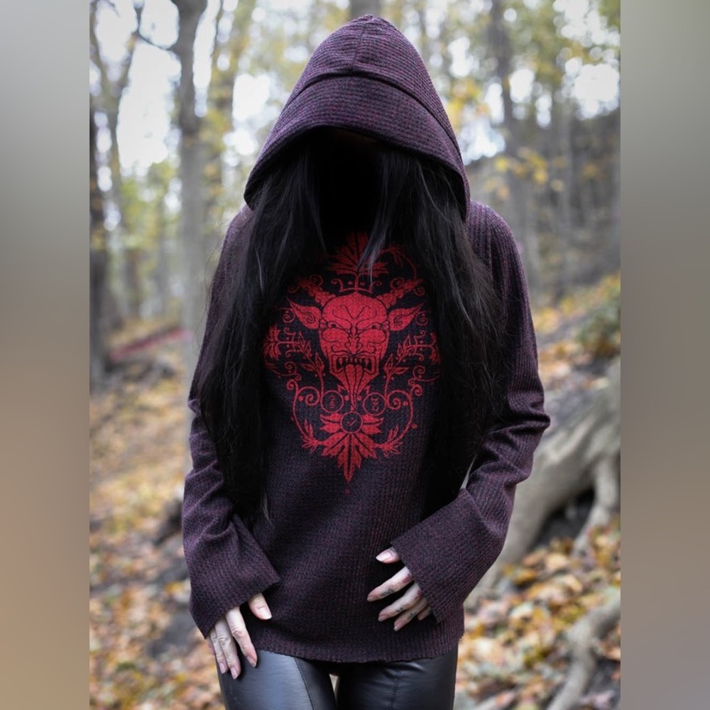Toxic Vision in the Devils Garden cloak